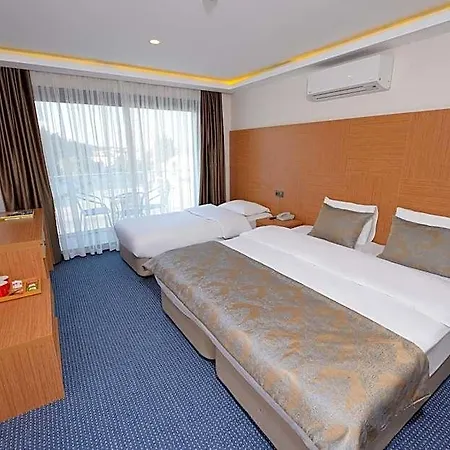 Saatli Hotel *