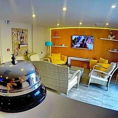Saatli Hotel Cesme
