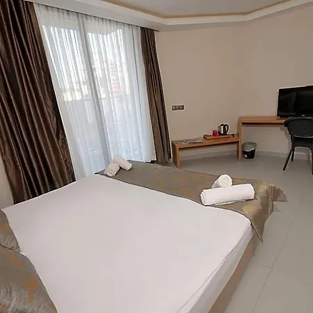 Hotel Saatli *