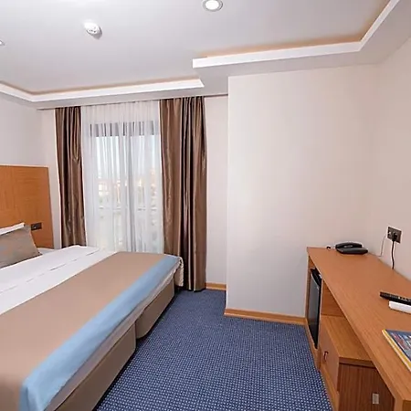 Saatli Hotel *
